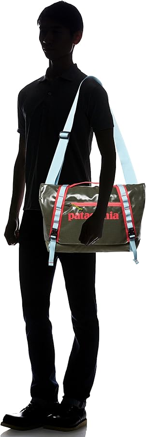 Amazon.co.jp: [パタゴニア] Black Hole Mini Messenger 12L 49321 SNM